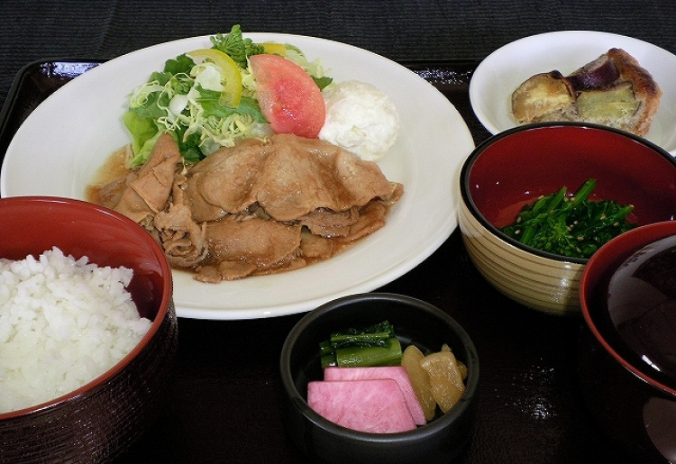 豚生姜焼き定食	