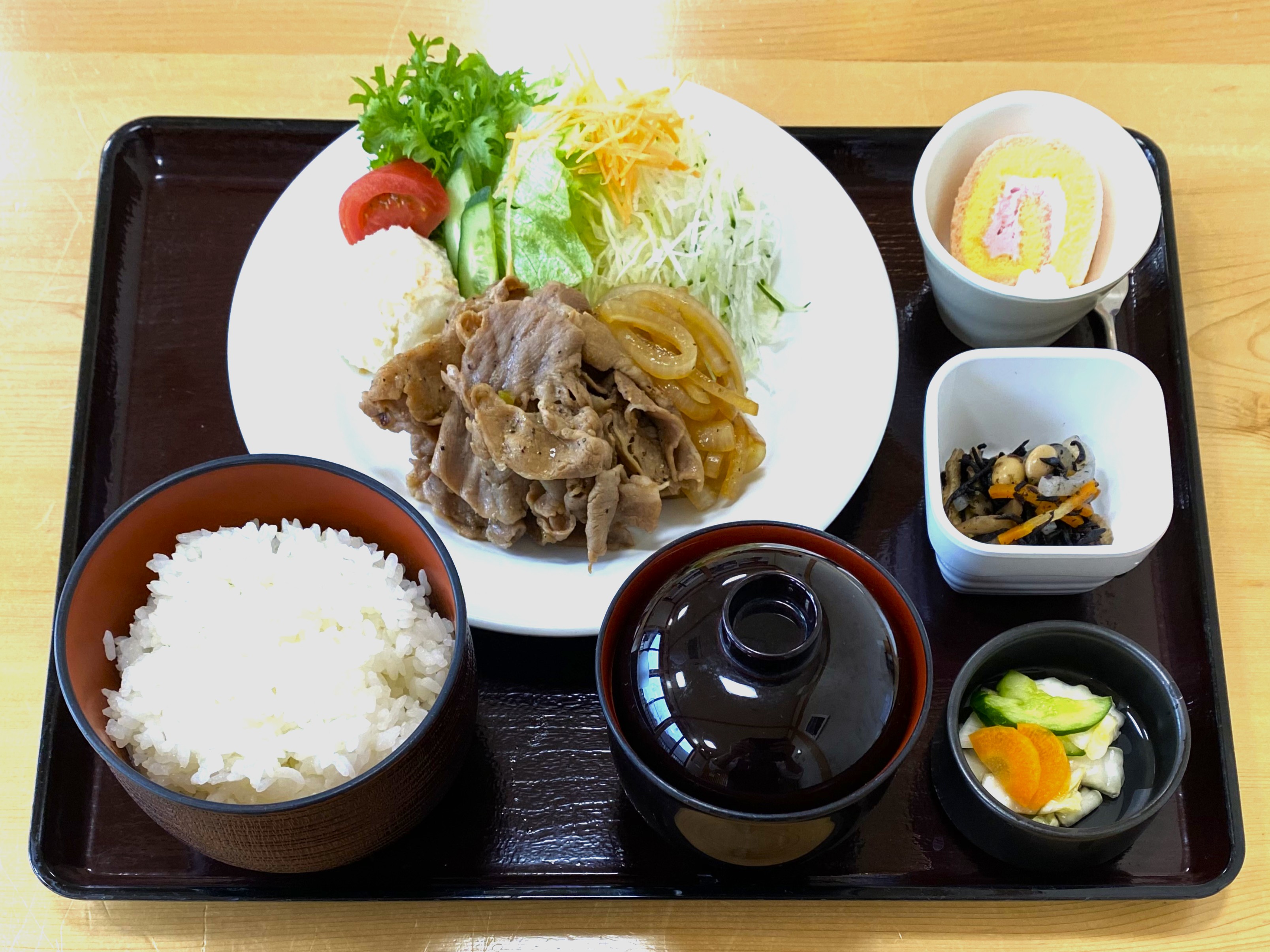豚生姜焼き定食